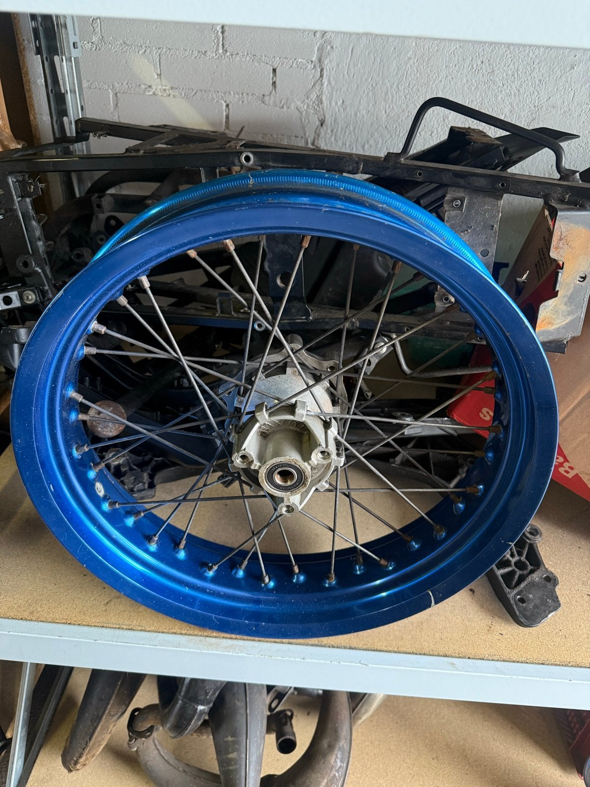 Derbi DRD Racing achtervelg - Zeldzame blauwe 85 velg, Fietsen en Brommers, Brommeronderdelen | Algemeen, Derbi, Overige typen