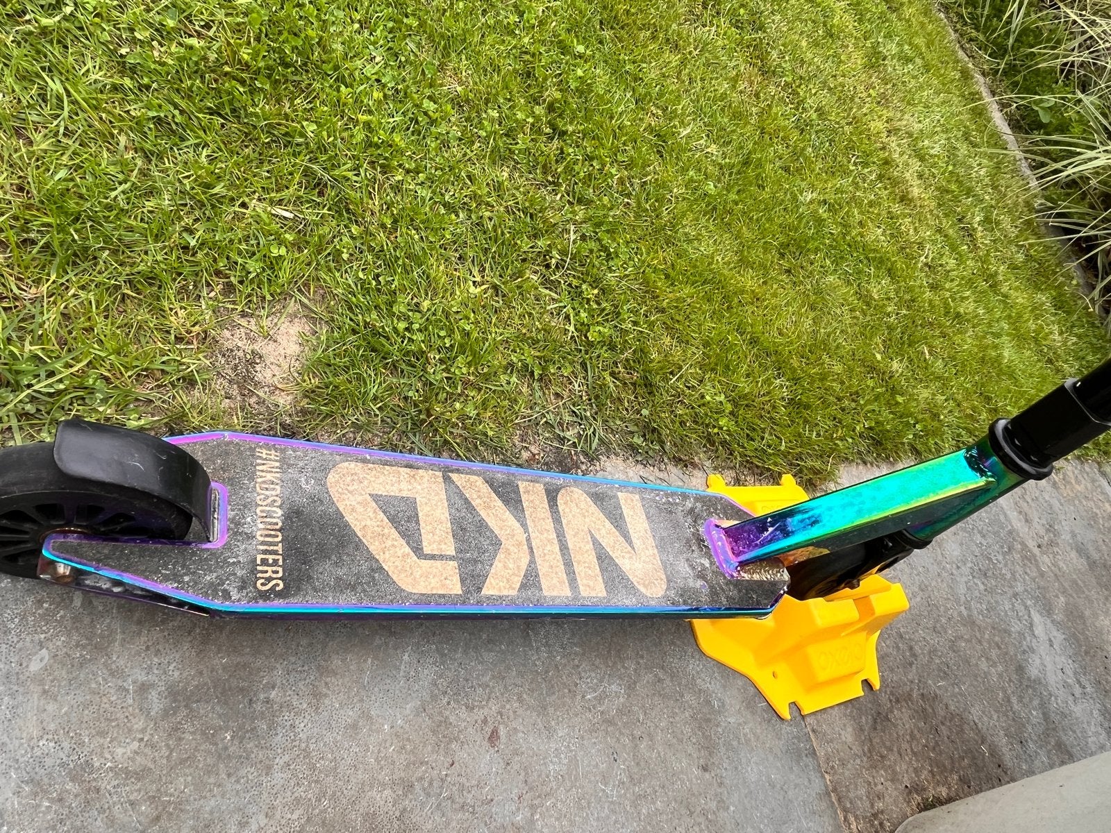 NKD High Roller Stuntstep - Chroom/Olie Slick, Fietsen en Brommers, Steps, Ophalen, Gebruikt, Gewone step