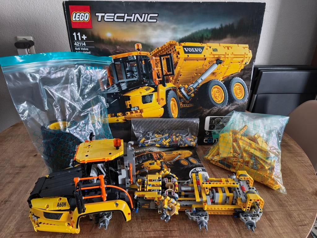 Lego Technic 42114 Volvo 6x6 Kiepwagen, Kinderen en Baby's, Speelgoed | Duplo en Lego, Ophalen, Compleet, Lego, Zo goed als nieuw