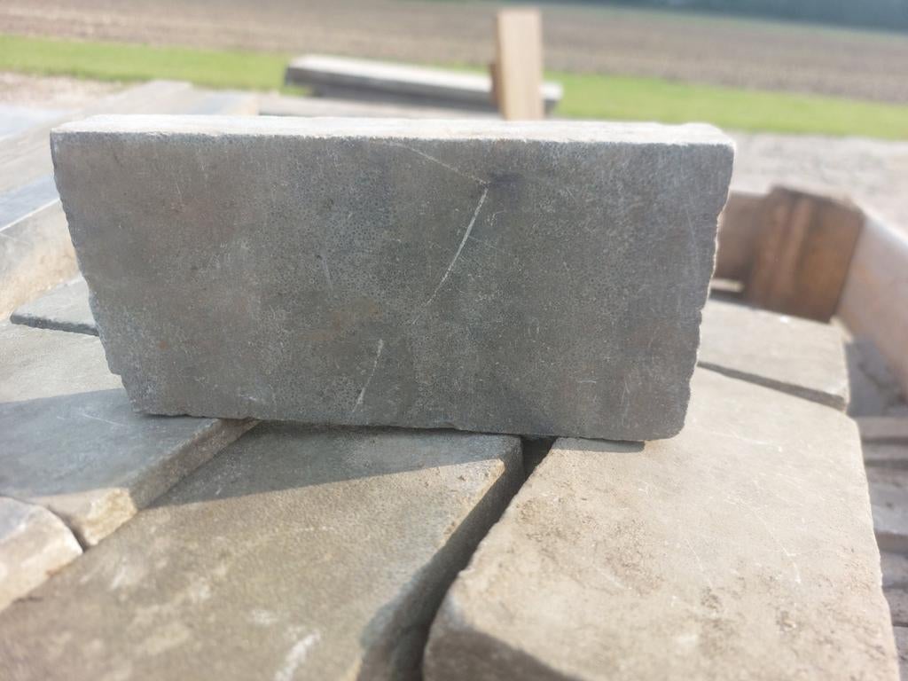 12 m2 Chinees hardsteen tegels, 20x10x3 cm. 600 stuks, Ophalen, Gebruikt, Natuursteen, Terrastegels