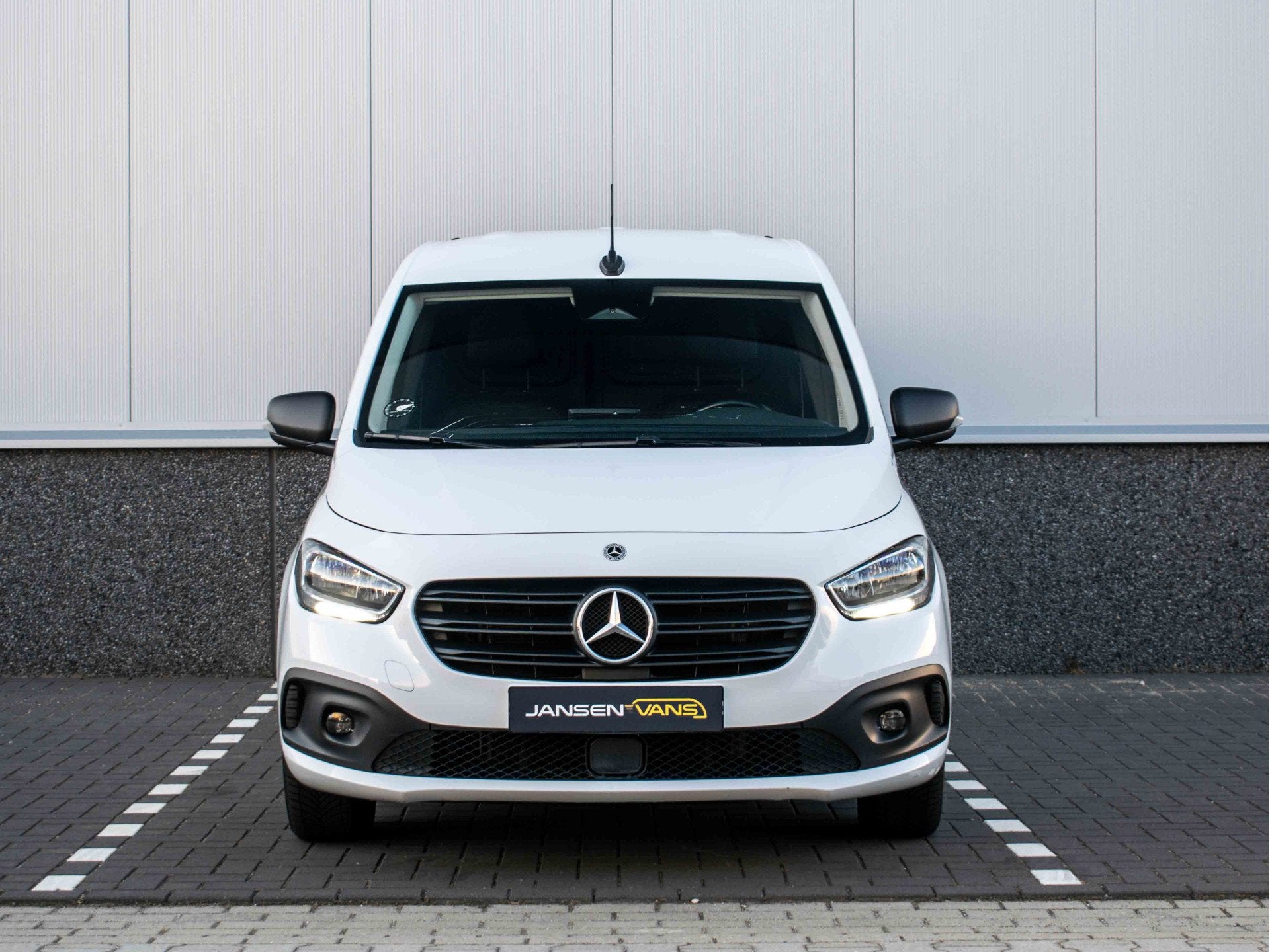 Mercedes-Benz Citan 110 CDI Pro | Wireless carplay | Stoelve, Dealer onderhouden, Stof, Gebruikt, Zwart