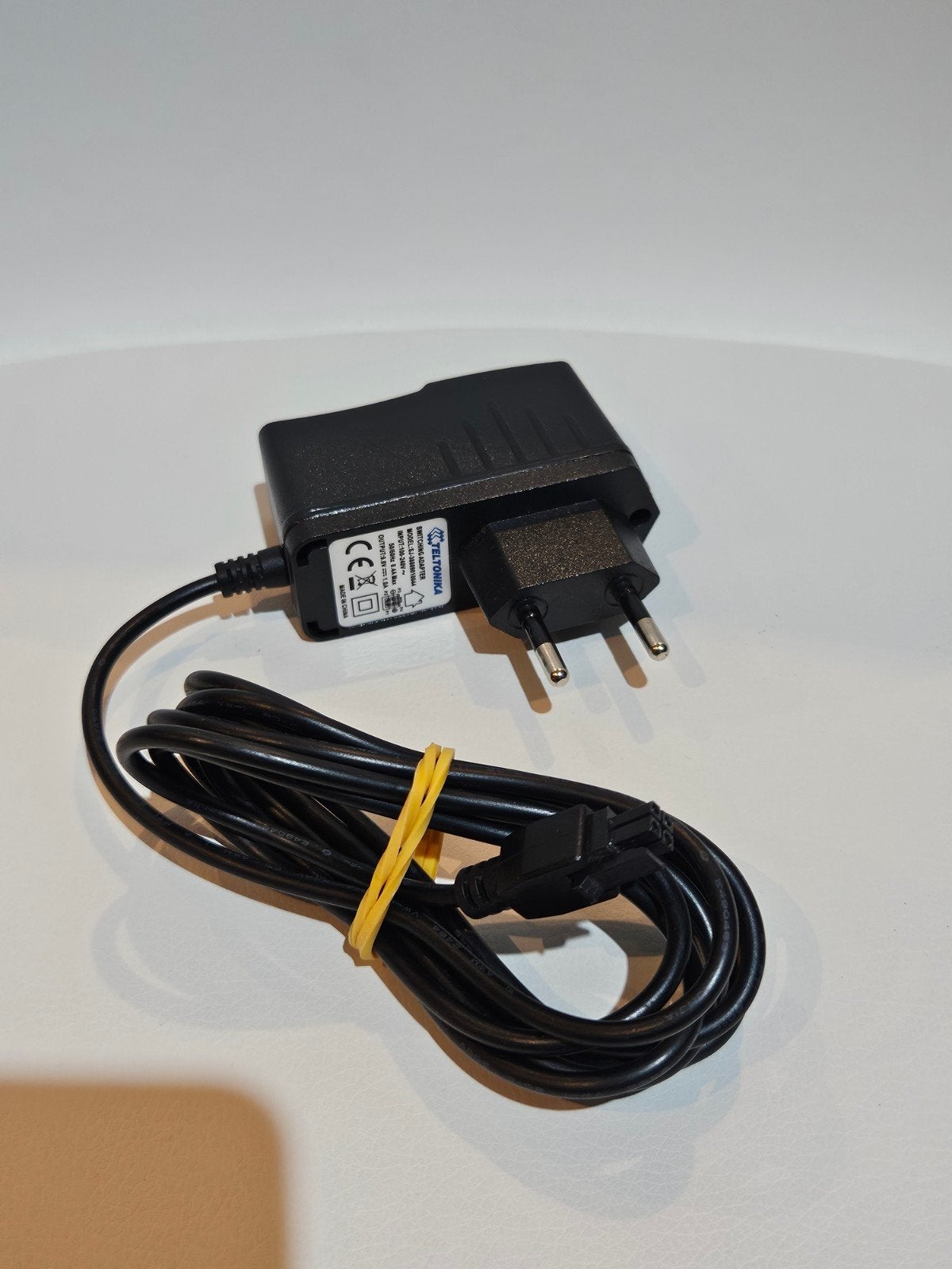 Teltonika oplader, Ophalen of Verzenden, Zo goed als nieuw, Router met modem, Teltonika