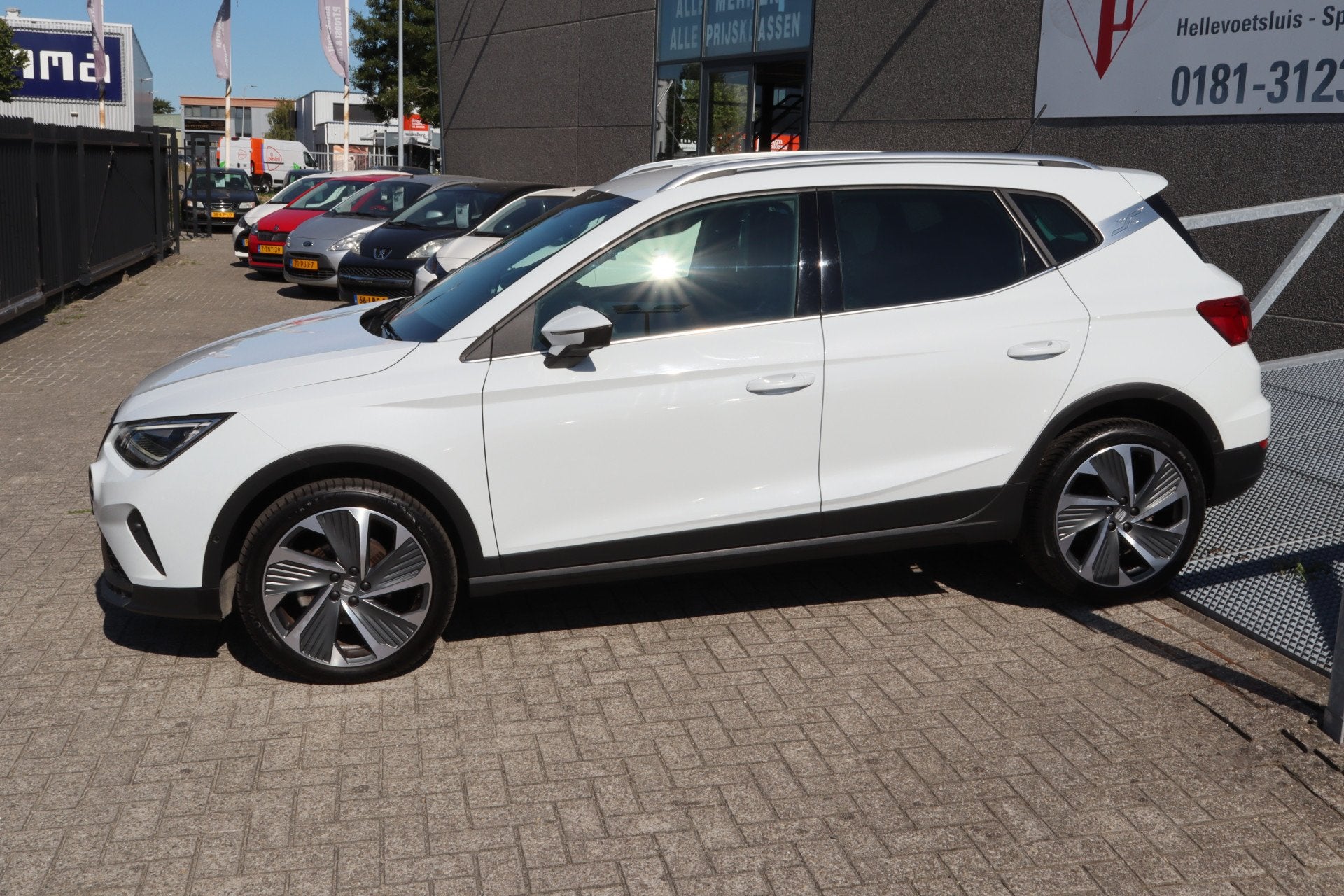SEAT Arona 1.0 EcoTSI FR Automaat/Virtueel cockpit/Stoelverw, Auto's, Seat, Stof, Gebruikt, Wit, Bedrijf