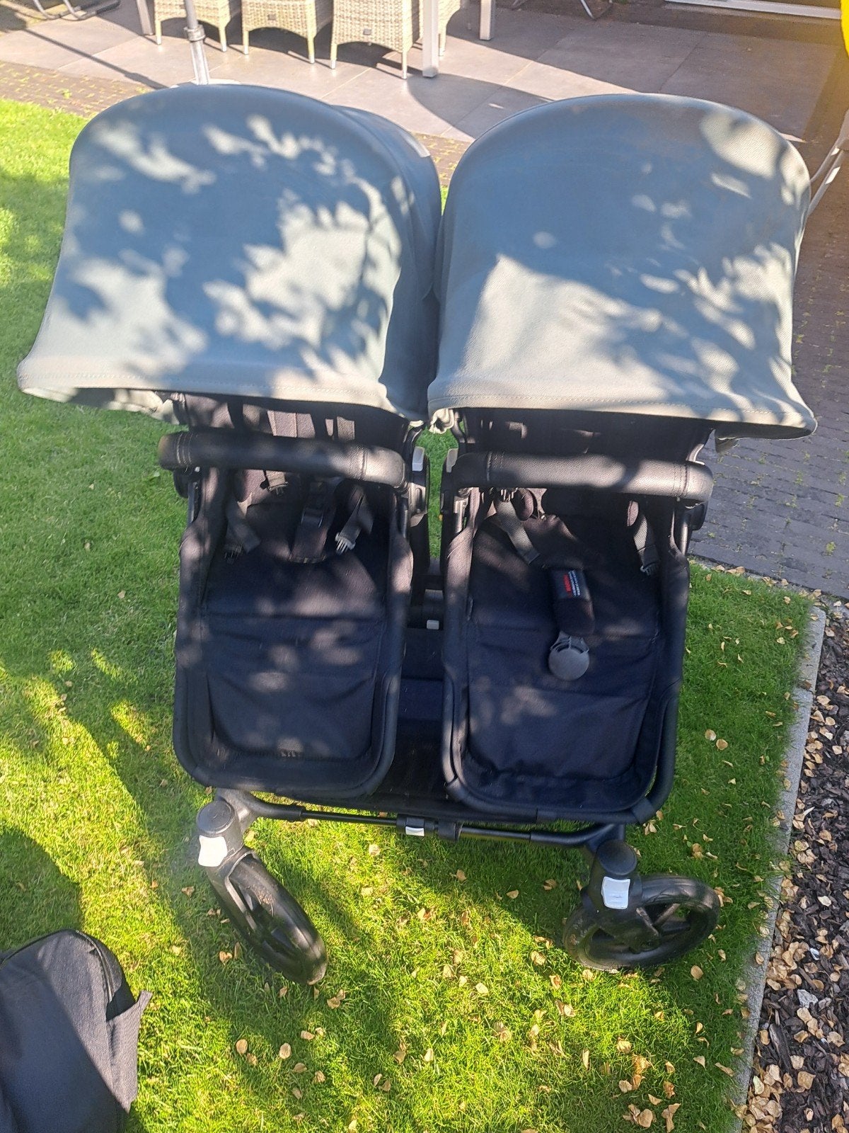 Bugaboo Donkey 5 Duo (twin) kinderwagen met accessoires, Kinderen en Baby's, Kinderwagens en Combinaties, Ophalen, Gebruikt, Bugaboo