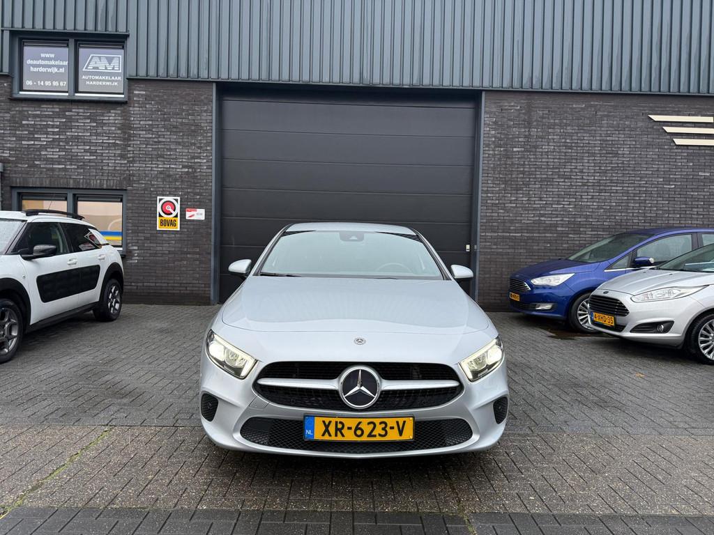 Mercedes-Benz A-Klasse 180 Business Solution | 12MND GARANTI, 136 pk, Gebruikt, 4 cilinders, Leder en Stof