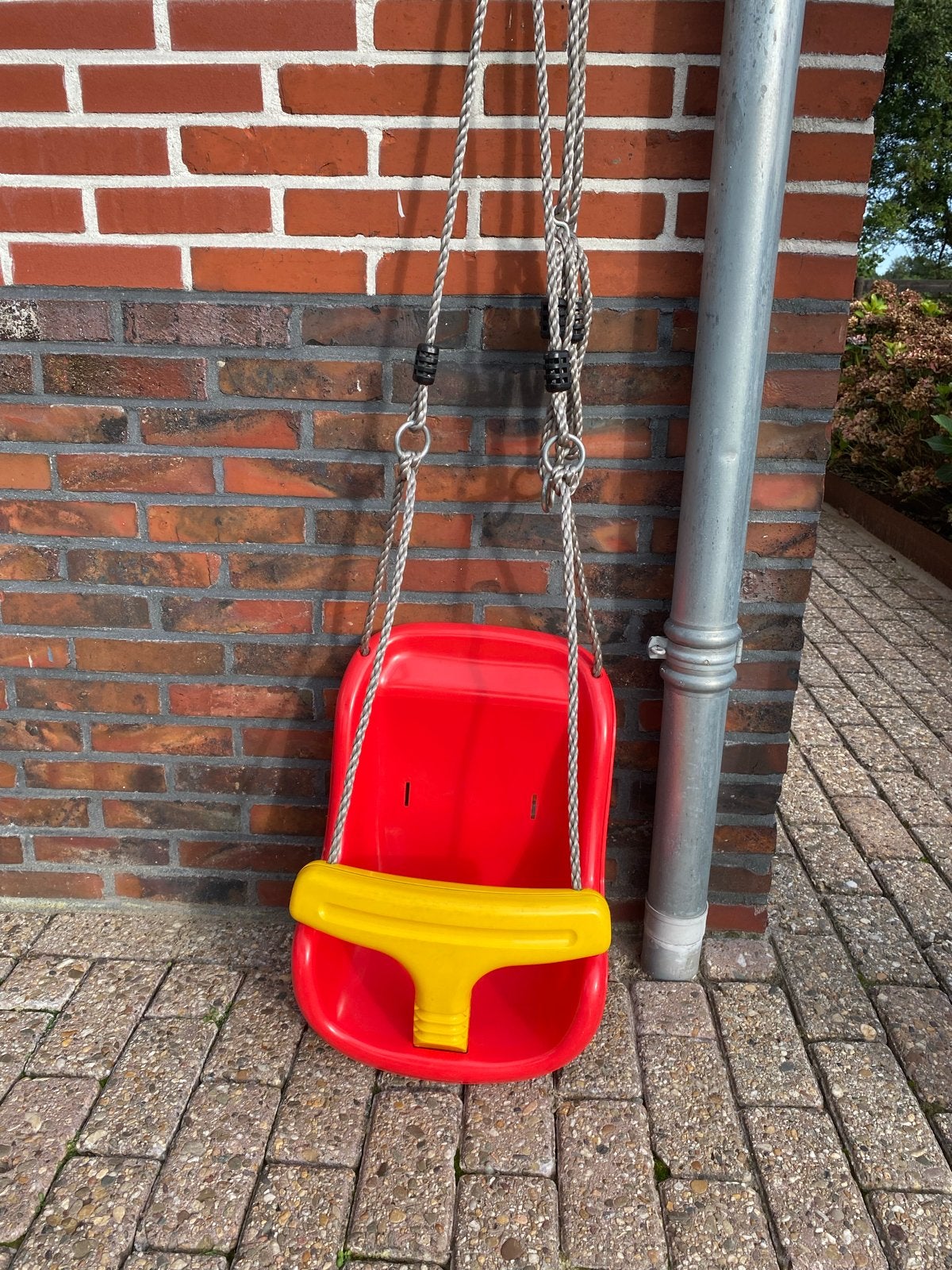 Schommel voor kinderen - rood/geel, Ophalen of Verzenden, Gebruikt, Schommel