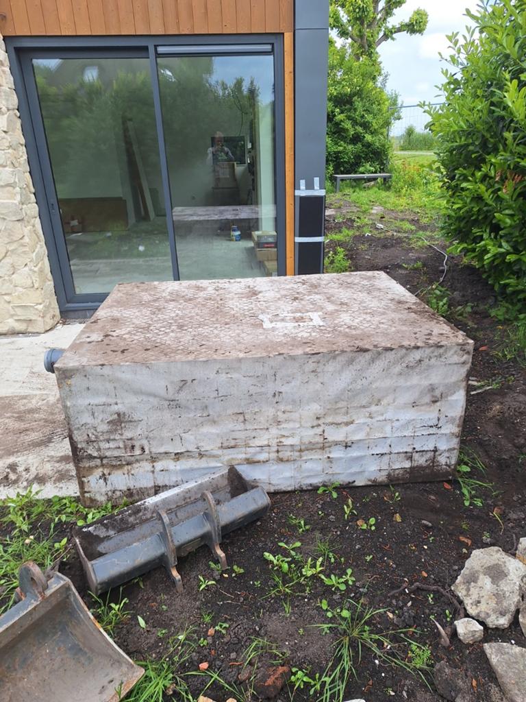 Infiltratiekrat 2400 liter, Tuin en Terras, Regentonnen, 150 liter of meer, Ophalen, Zo goed als nieuw, Kunststof