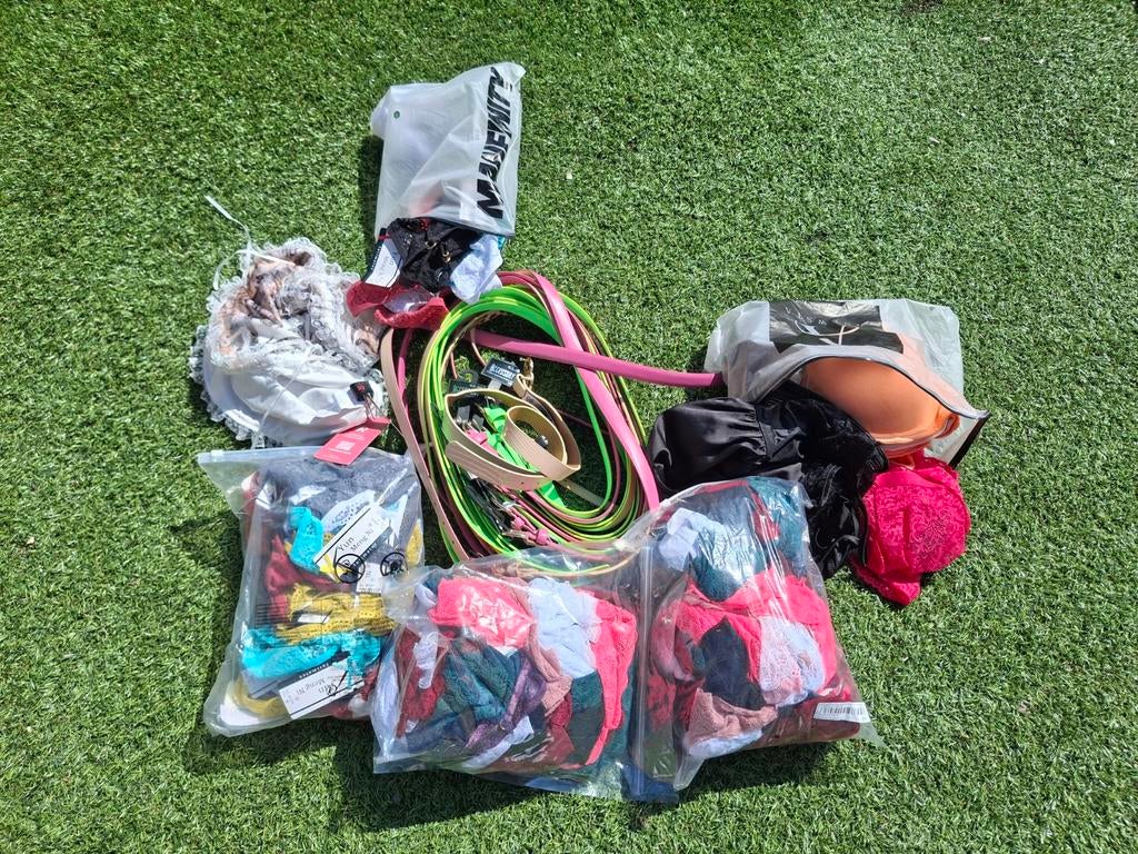 Partijhandel ondermode strings slips etc, Kleding | Dames, Ondergoed en Lingerie, Ophalen of Verzenden, String