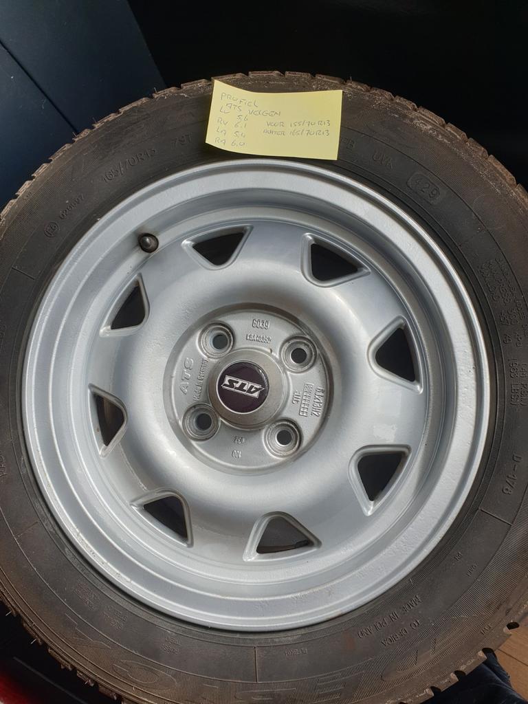 Diverse wielen en banden - Verschillende maten en types, Auto-onderdelen, Banden en Velgen, Banden en Velgen, Winterbanden, 14 inch