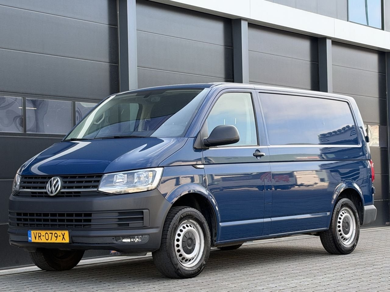 Volkswagen Transporter 2.0 TDI 3-PERS Airco (bj 2015), Auto's, Elektrische ramen, Bedrijf, Te koop, BTW verrekenbaar