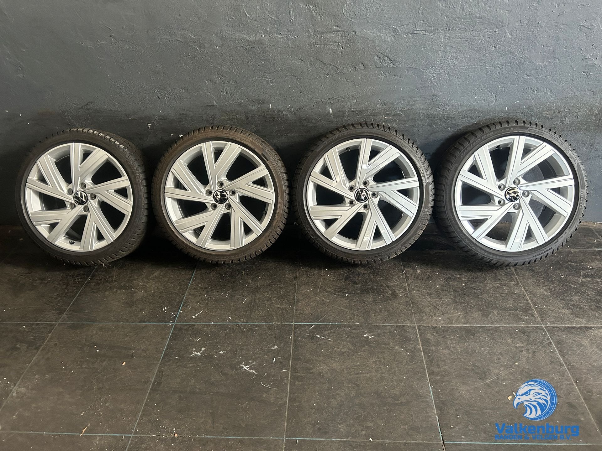 8mm! Originele VW Golf 8 GTI 5H Bergamo 18 inch velgen 5x112, 18 inch, Gebruikt, -, -