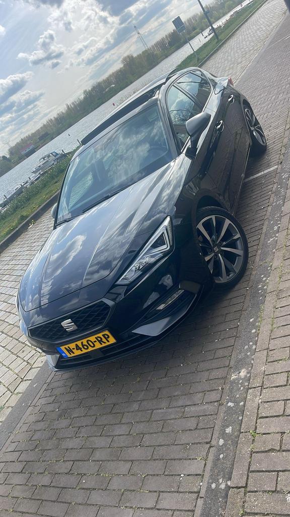 Seat Leon 1.5 FR eTSI 150pk Dsg-7 2020 Zwart, Auto's, 1498 cc, 4 cilinders, Leder en Stof, Zwart