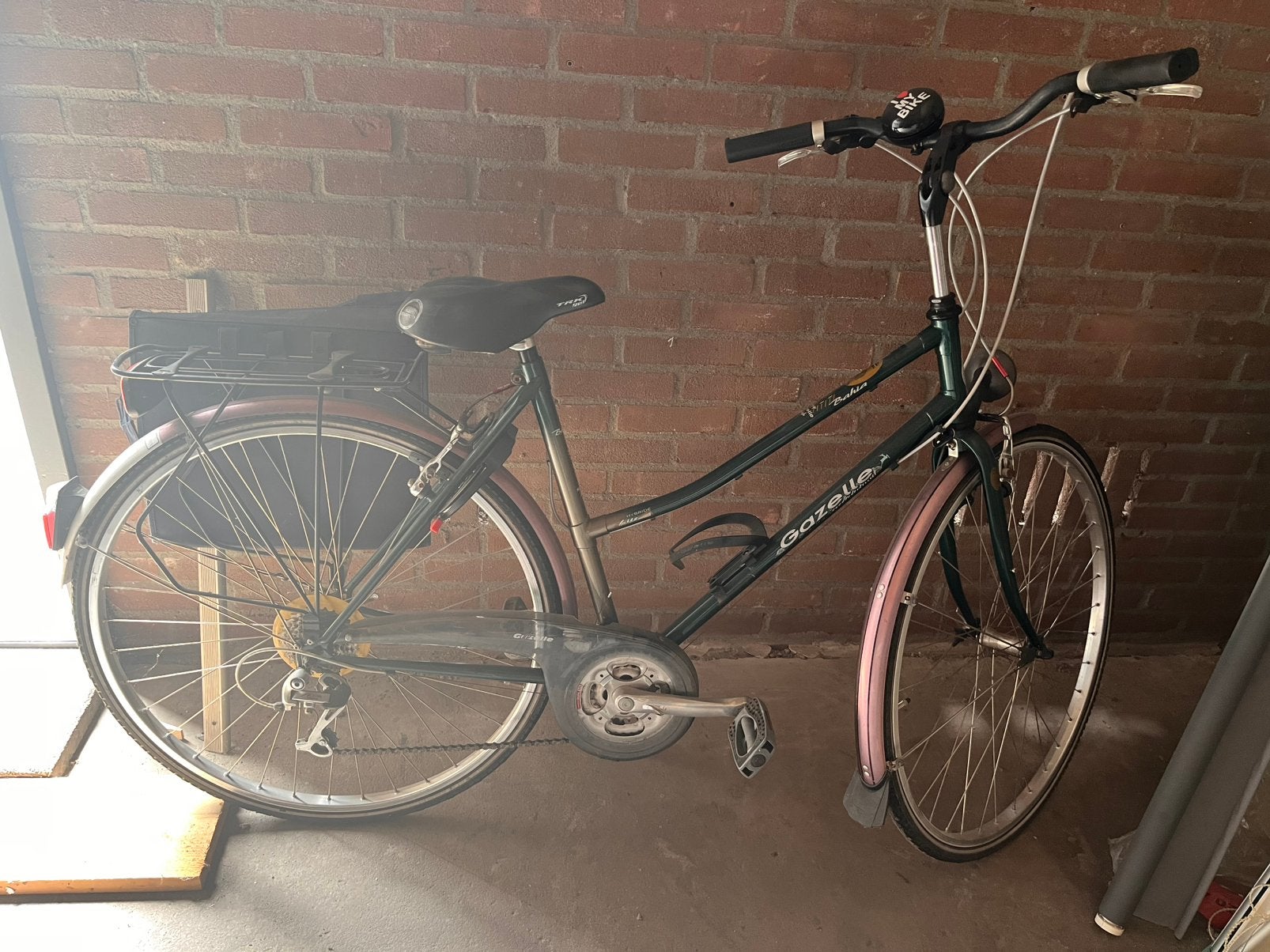 Gazelle Bahia damesfiets 28 inch, Fietsen en Brommers, Ophalen, Velgrem, Versnellingen, Zo goed als nieuw