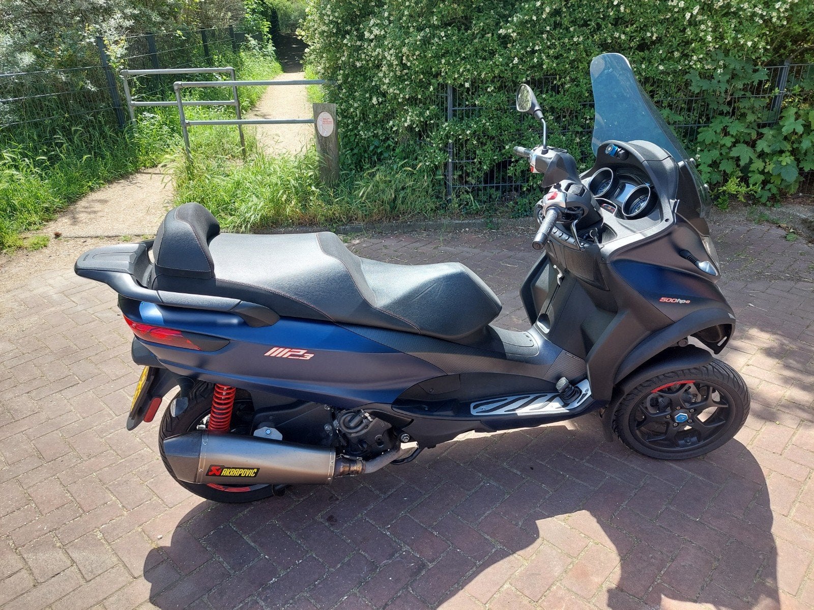 Piaggio MP3 500 HPE Sport - Akrapovic uitlaat, Ophalen of Verzenden, Zo goed als nieuw