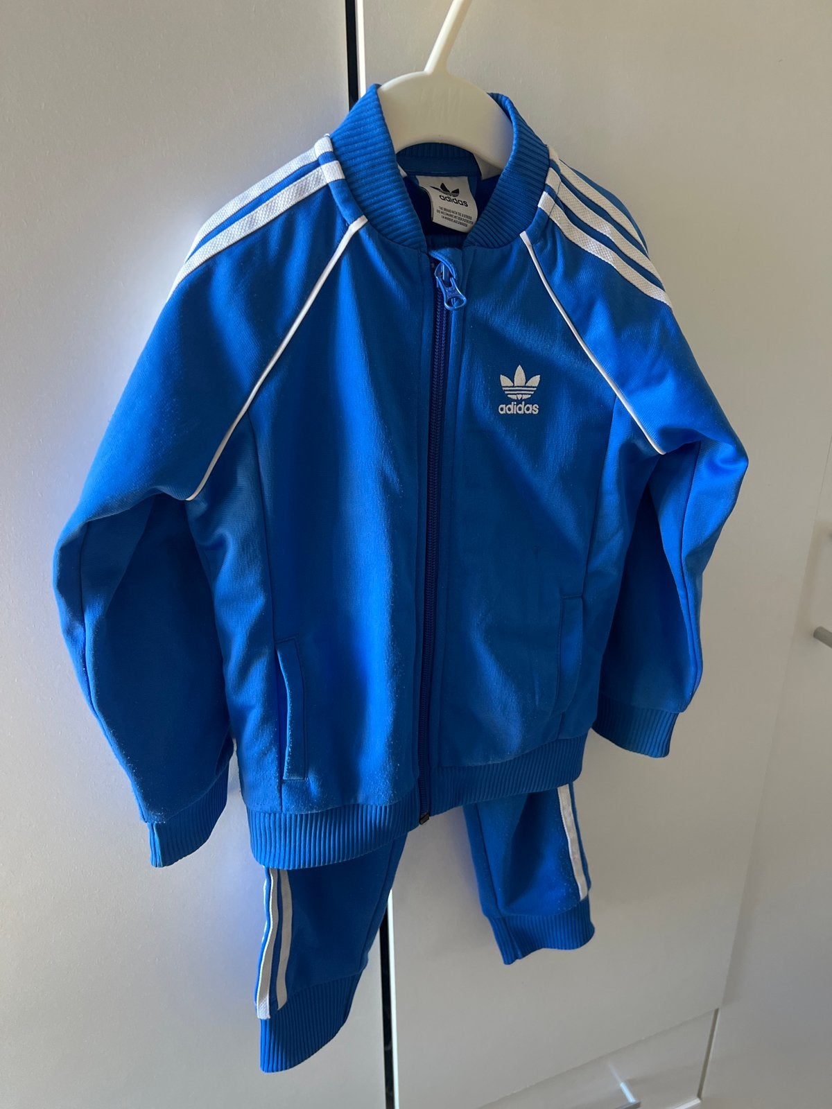 Adidas trainingspak voor kinderen -  Blauw, Ophalen, Gebruikt, Jongen of Meisje, Setje