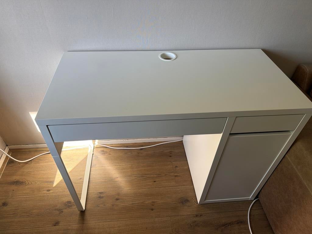 Ikea Micke bureau wit - Goede staat, Ophalen, Gebruikt, Met lades, Spaanplaat of MDF