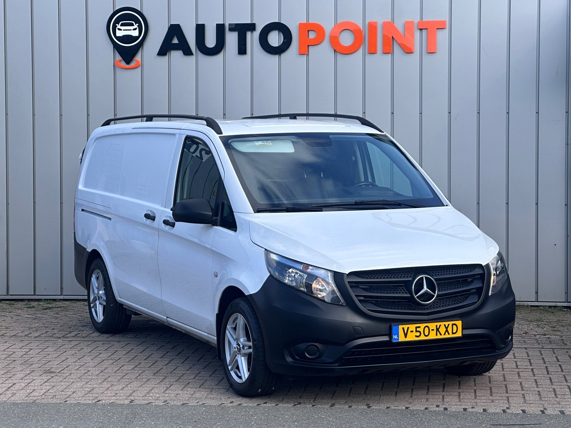 Mercedes-Benz VITO 116 CDI Lang CAMERA AUT TREKHAAK, Auto's, Automaat, Dealer onderhouden, Gebruikt, 4 cilinders