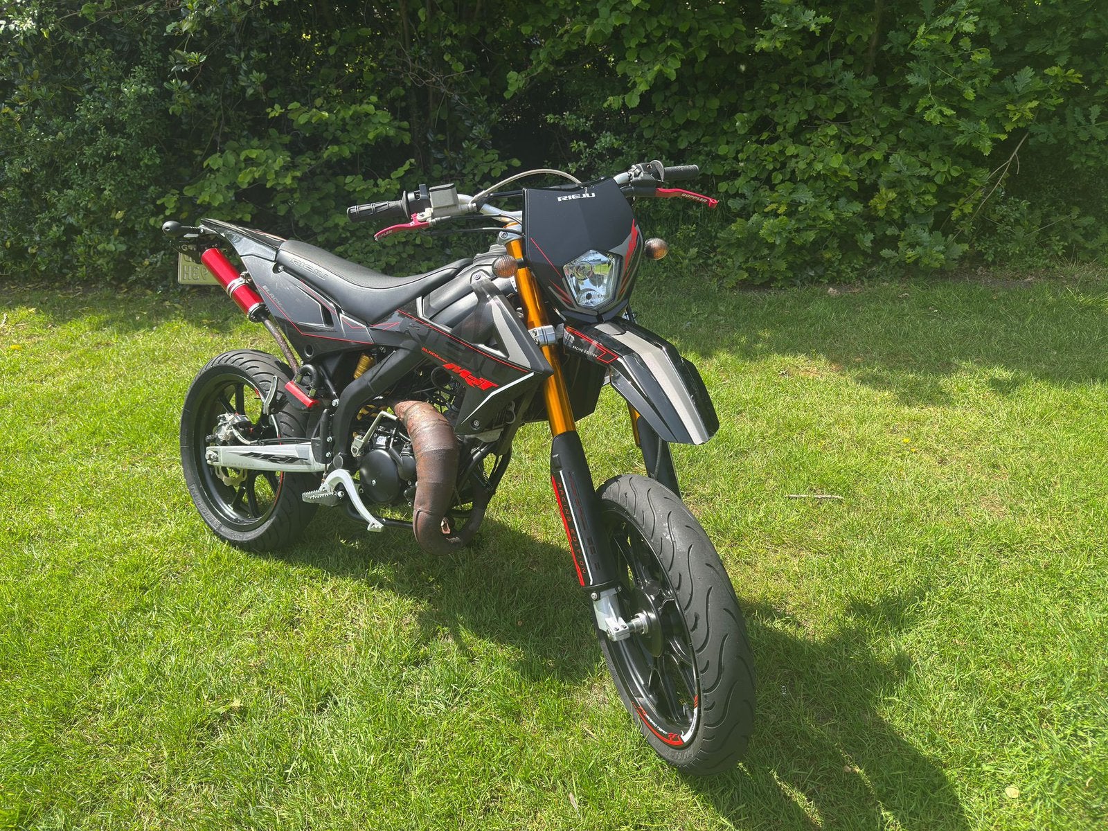 Rieju MRT Pro Black 2022, Ophalen, 6 versnellingen, Maximaal 45 km/u, Zo goed als nieuw
