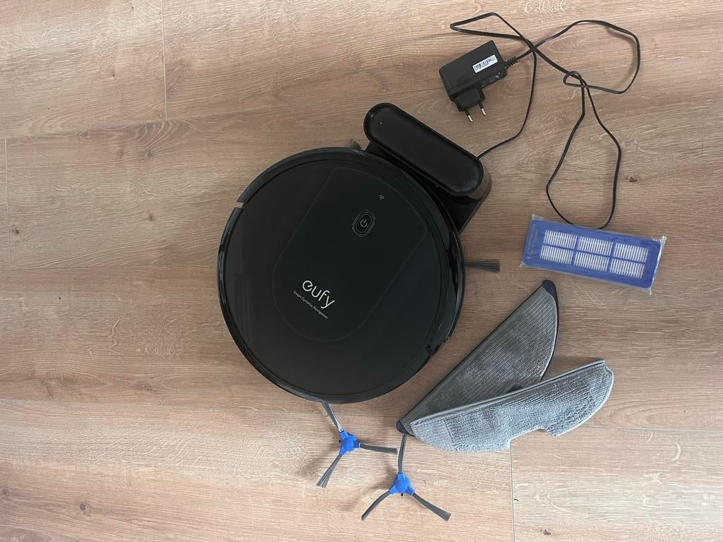 Robotstofzuiger - RoboVac G10 hybrid met dweilfunctie, Ophalen, Gebruikt, Reservoir, Robotstofzuiger