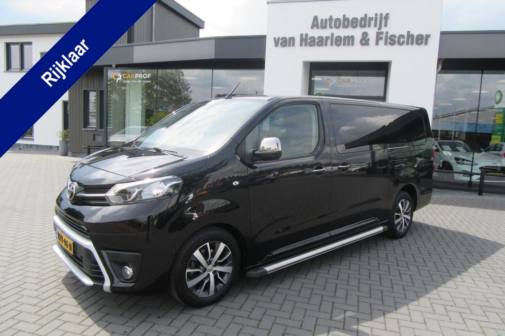 Toyota ProAce Worker 2.0 D-4D Automaat Professional Long DC,, Auto's, Bestelauto's, Gebruikt, Euro 6, 4 cilinders, Zwart