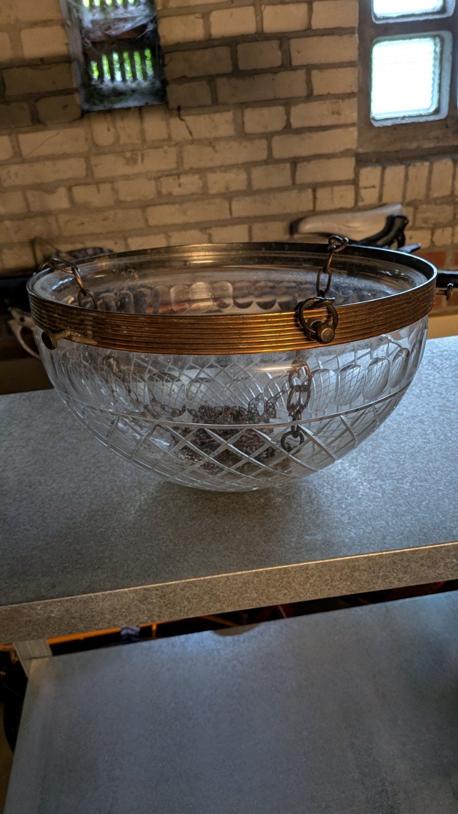 Antieke Glazen Hangpot met Messing Rand en Kettingen, Antiek en Kunst, Ophalen