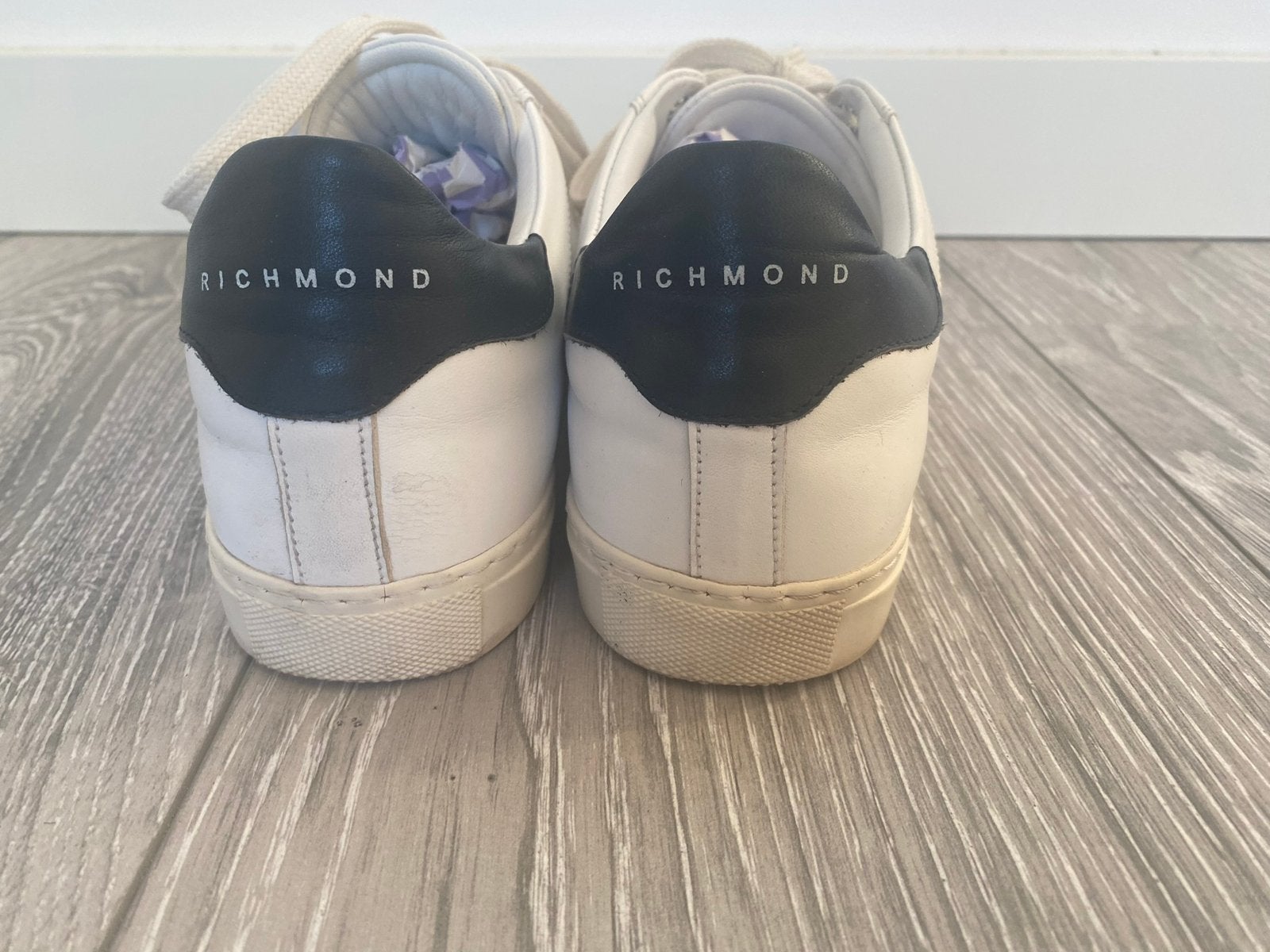 Richmond Sneakers maat 42, Kleding | Heren, Ophalen, Gedragen, Wit