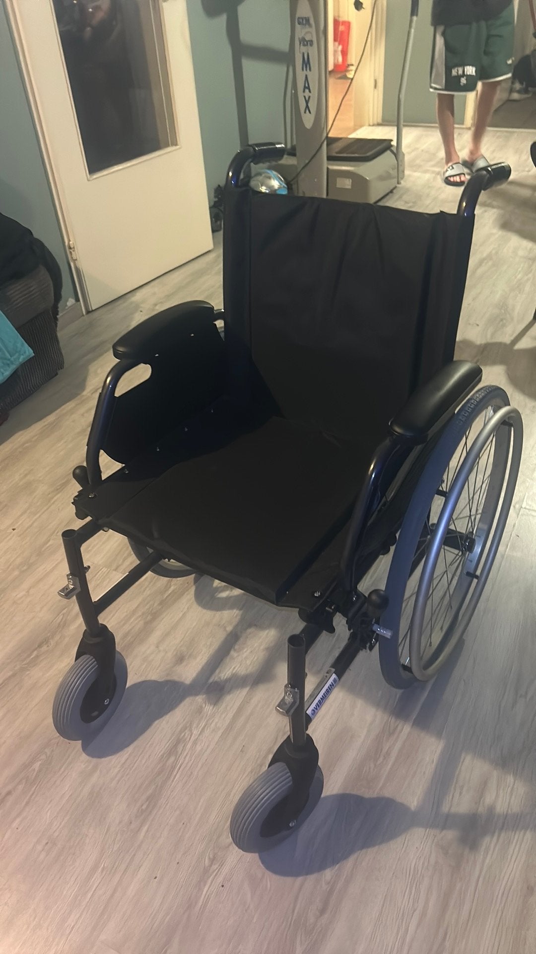 Rolstoel helemaal nieuw, Ophalen, Zo goed als nieuw, Duwrolstoel