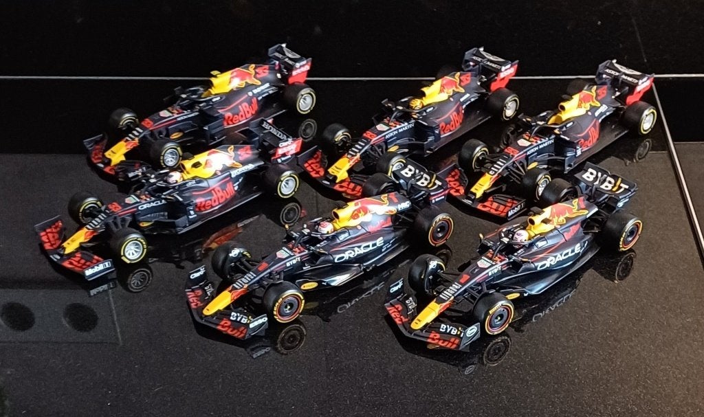 Bburago Verstappen 1:24 Red Bull 14-15-16-16B-18 en 19, Verzamelen, Ophalen of Verzenden, Nieuw, Formule 1