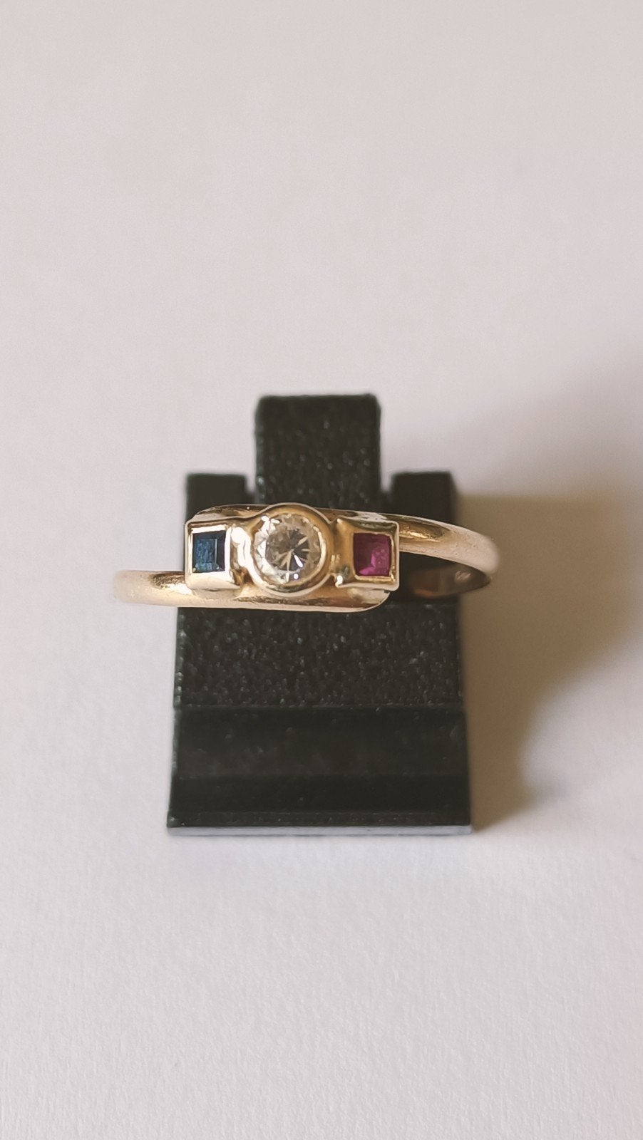 Gouden rij ring met Saffier , Robijn en Zirconia, Verzenden, Goud, Ring, Met edelsteen