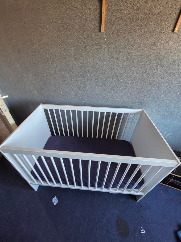 Wit babybedje met matras, Ophalen, Gebruikt, 70 tot 85 cm, 140 tot 160 cm