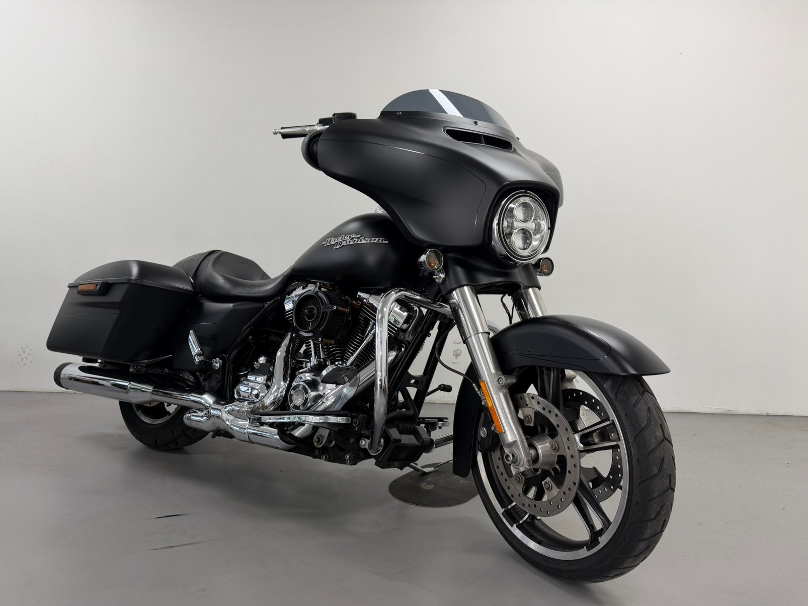 Harley-Davidson Street Glide 103 FLXD 2015 HD5 Vance&Hines, 2 cilinders, Occasion, Bedrijf, Toermotor