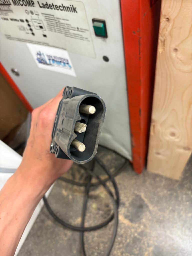 Micomp Ladetechnik Acculader 48V 130A, Ophalen