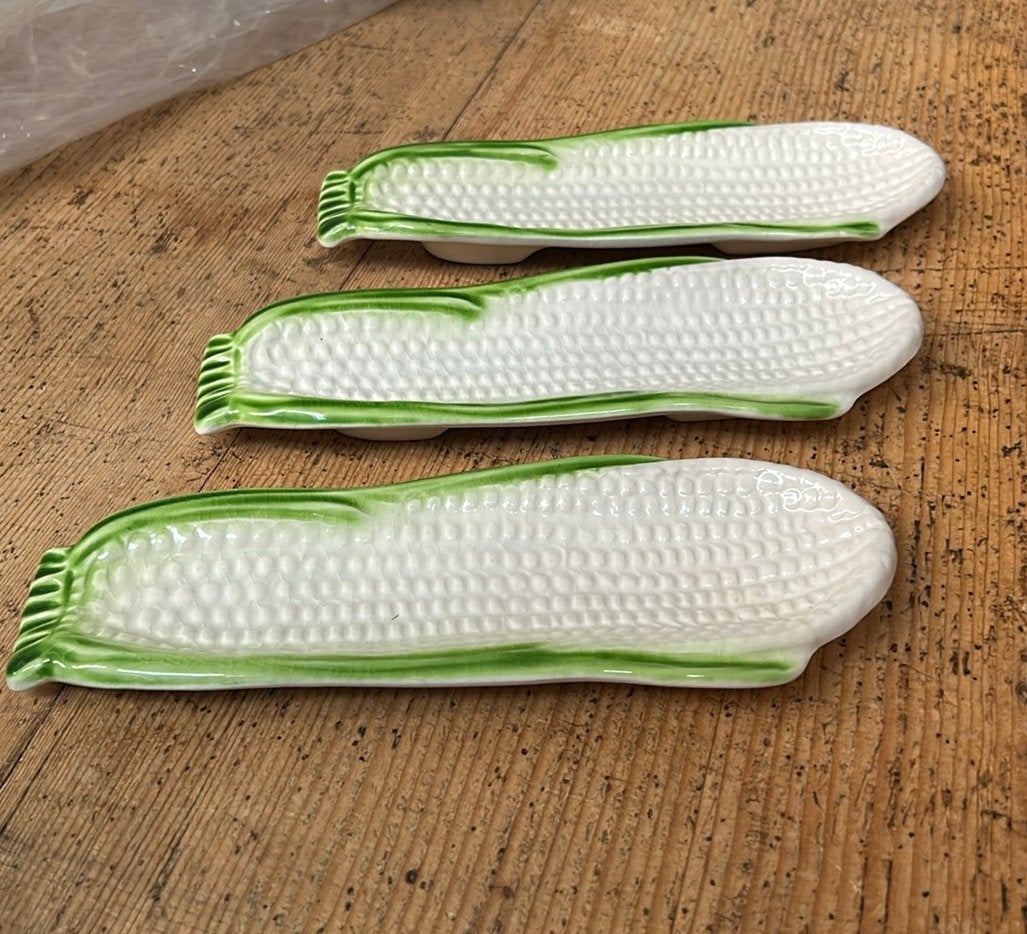 Majolica Vintage aperatief bakjes van “Italica Ars” merk, Ophalen