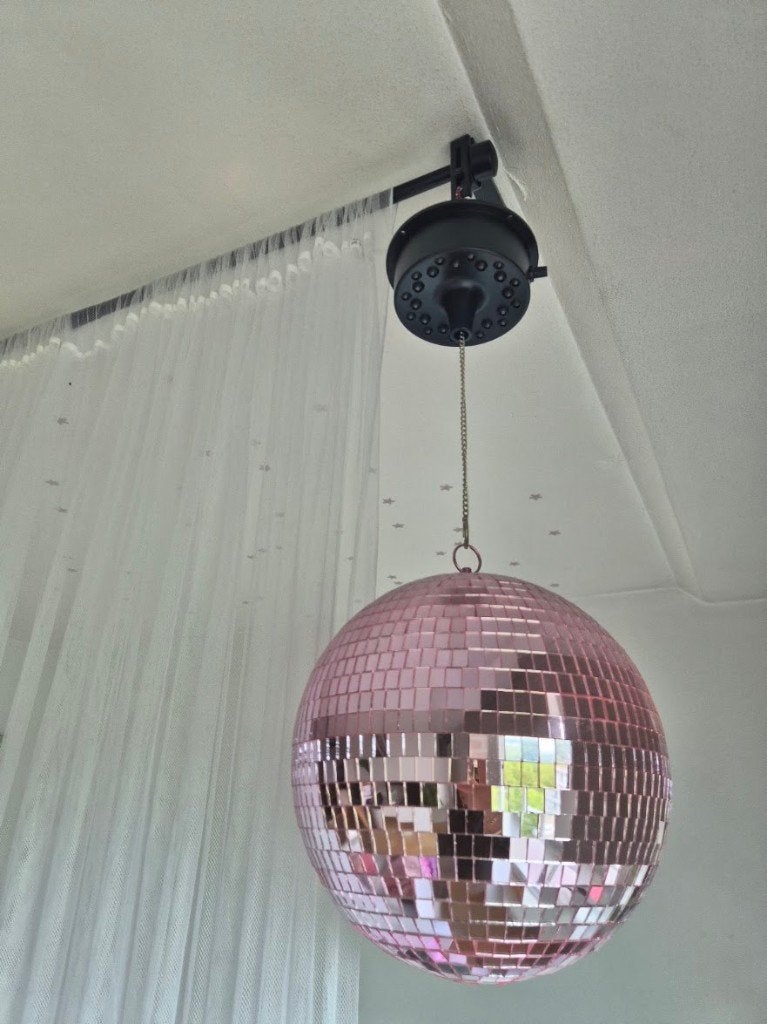 Roze discobal met motor op batterijen met verlichting, Muziek en Instrumenten, Ophalen, Zo goed als nieuw, Discobol, Kleur