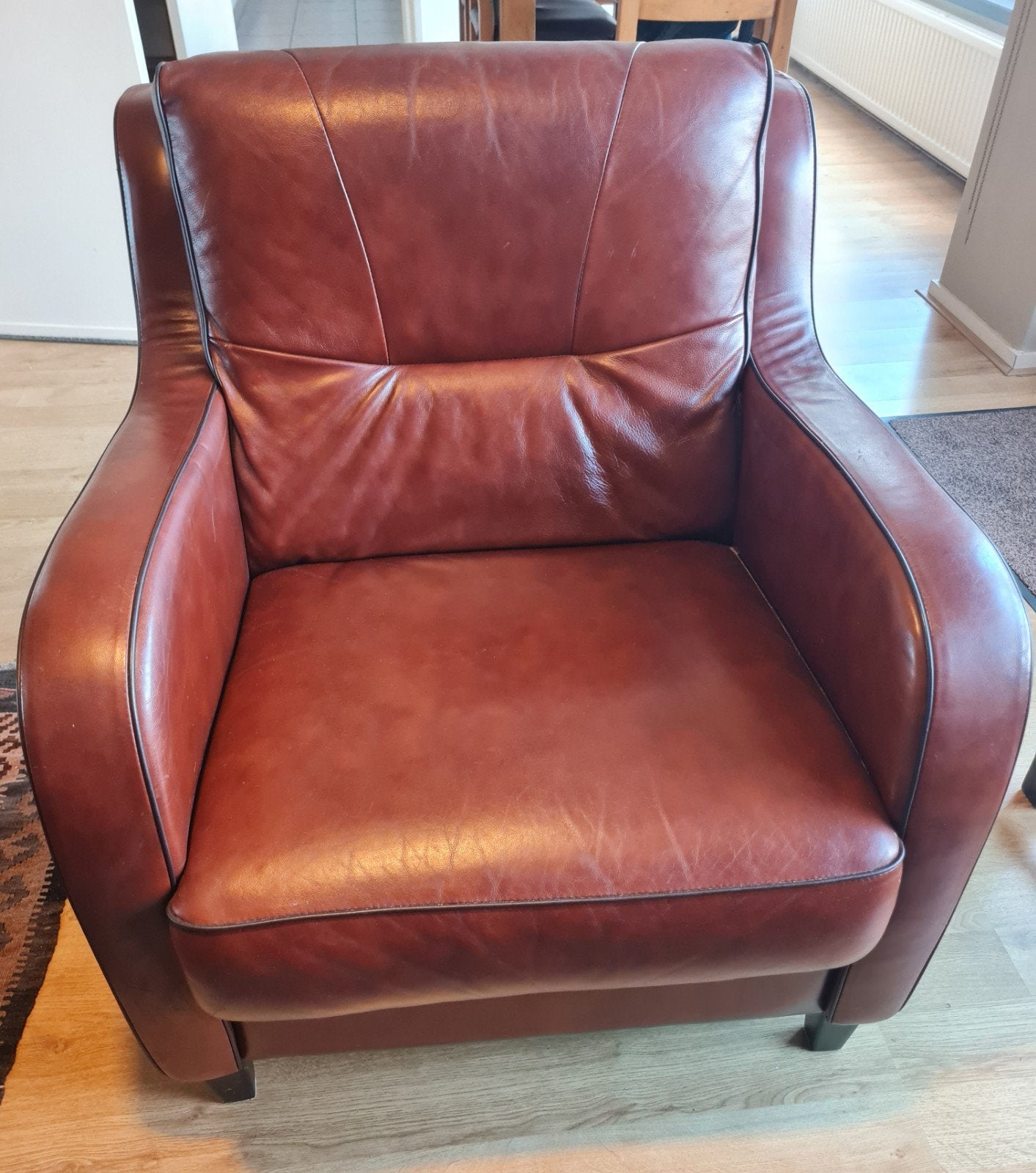 Comfortabele leren fauteuil - Bruin, Gebruikt, Klassiek, Comfortabel, Ophalen of Verzenden, 75 tot 100 cm