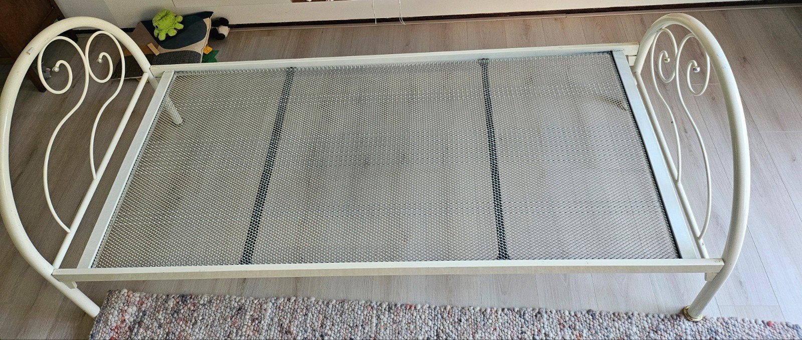 Bed, 1 persoons 90x 200, spiraalbodem, Ophalen, Eenpersoons, Metaal, 90 cm
