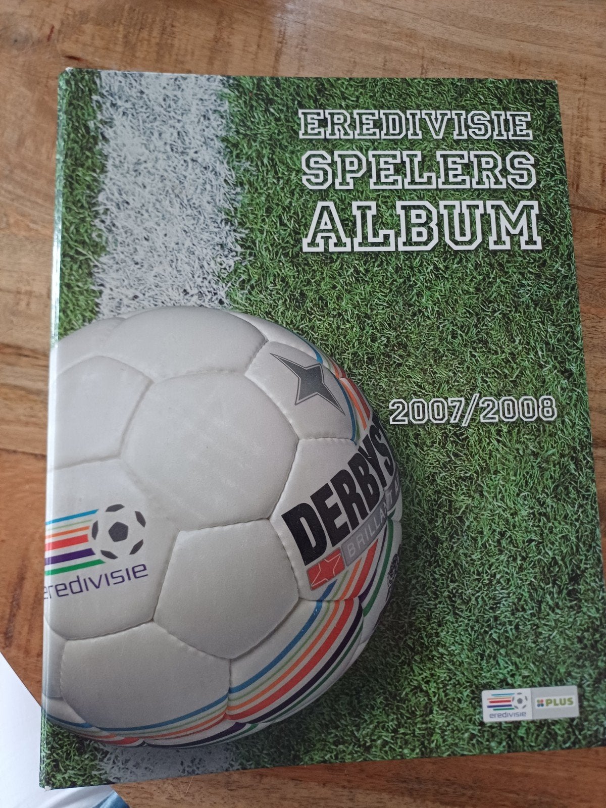 Niet compleet Eredivisie Spelers Album 2007/2008 - Voetbalpl, Ophalen, Zo goed als nieuw