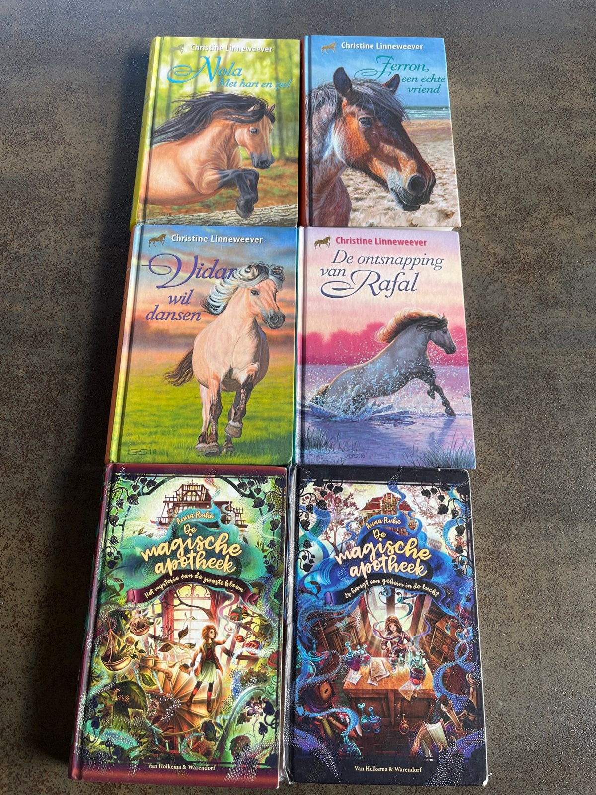 6 kinderboeken: paardenverhalen en De Magische Apotheek, Boeken, Ophalen of Verzenden, Gelezen