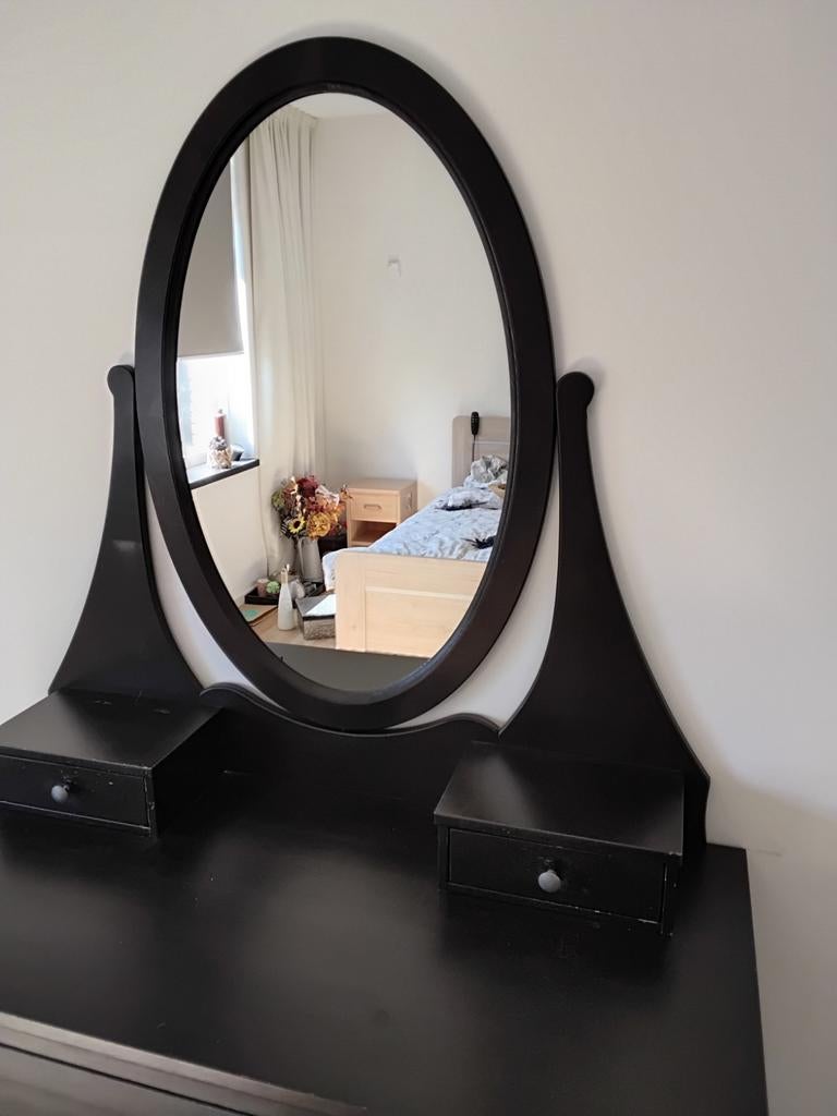 Donkerbruine commode/ladekast met spiegel, Huis en Inrichting, Kasten | Ladekasten, Ophalen, Gebruikt, 100 tot 150 cm, 50 tot 100 cm