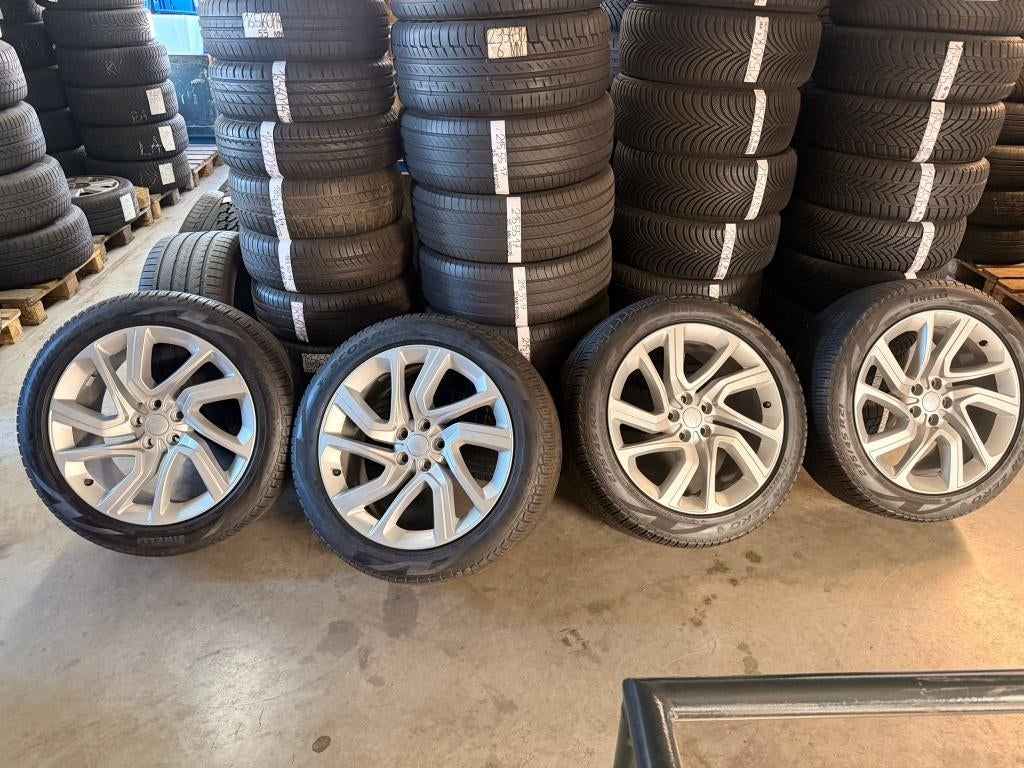 Land Rover Range Rover Sport Velgen 275/45R21 ALL SEASON, Ophalen, 275 mm, Banden en Velgen, All Season