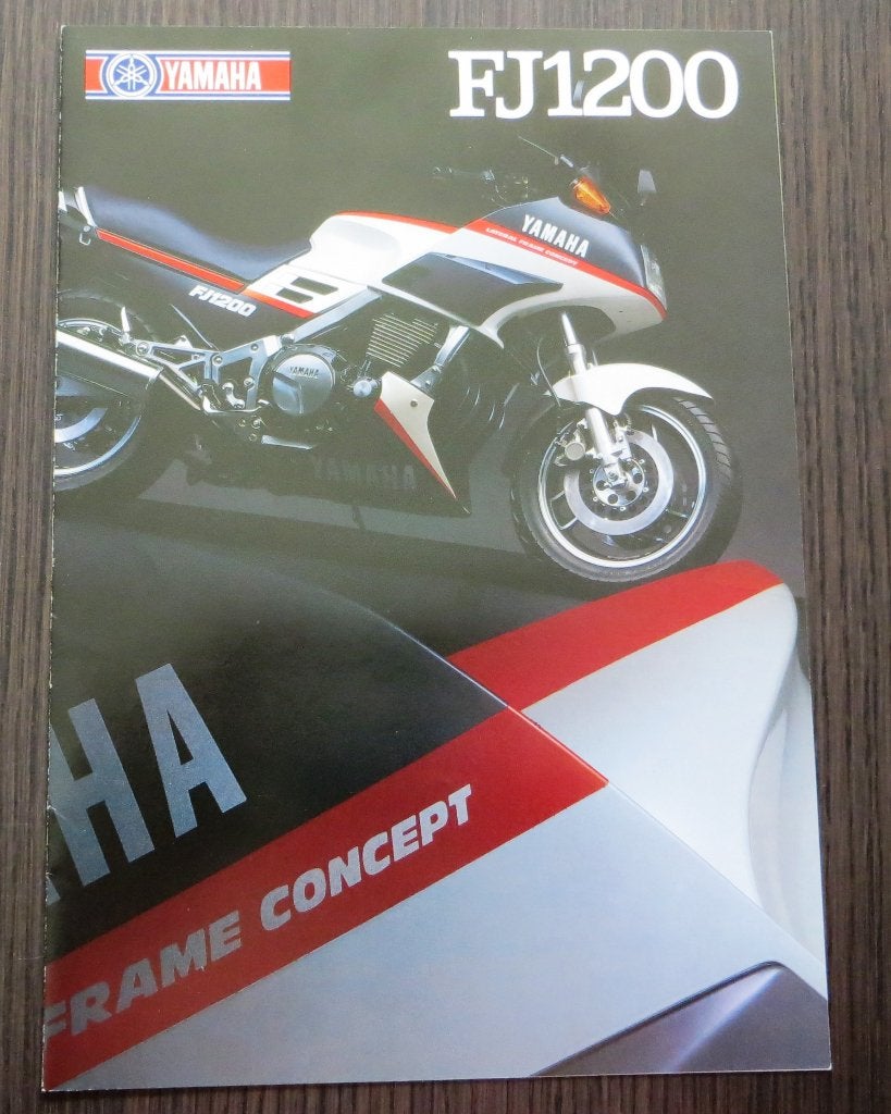 Folder Yamaha FJ 1200 - 1986 - 8 blz (Engels), Verzenden, Yamaha