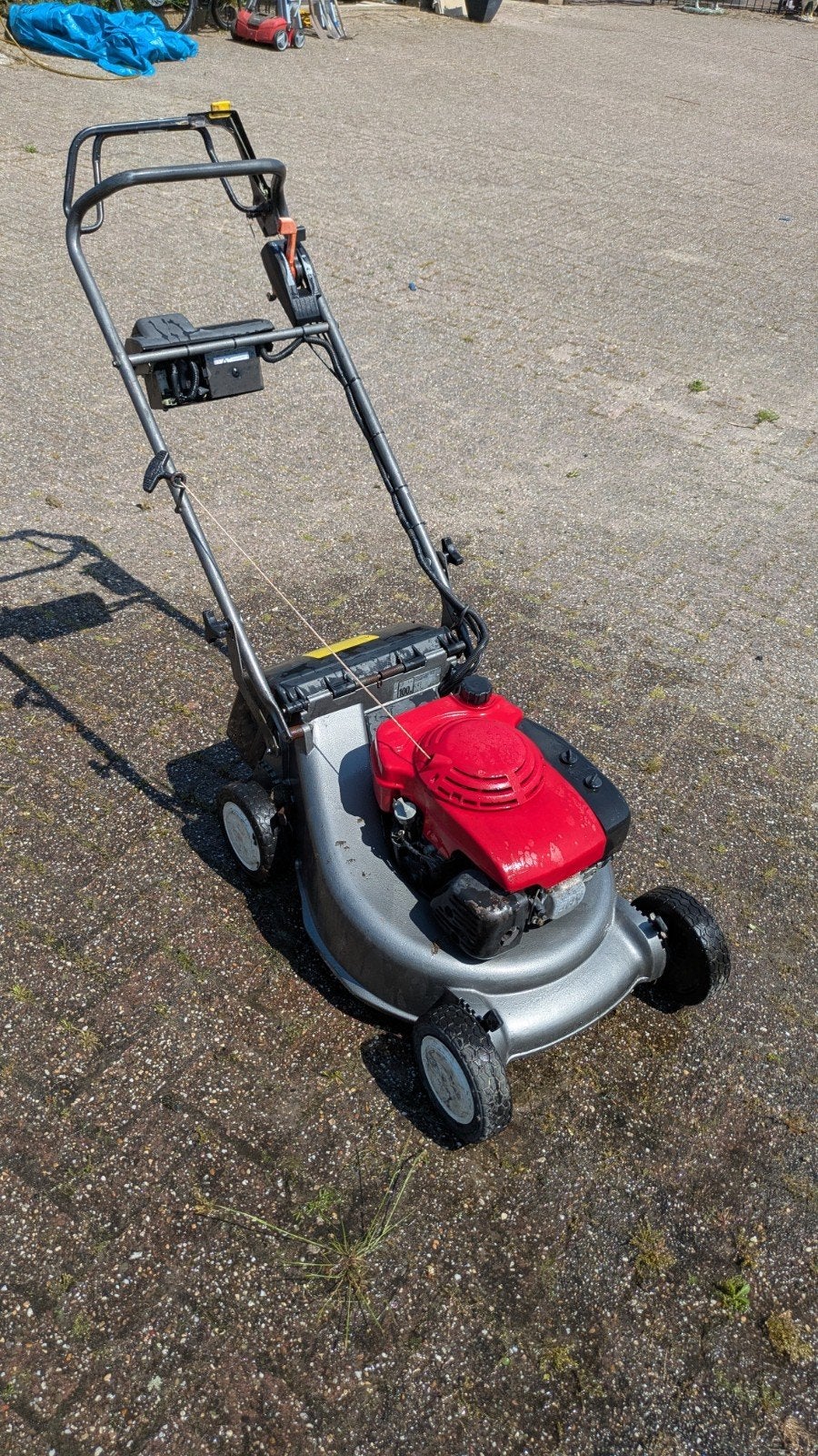 Honda HRD536 grasmaaier - Benzine - 3.0 kW, Ophalen, Cirkelmaaier, Honda, Gebruikt