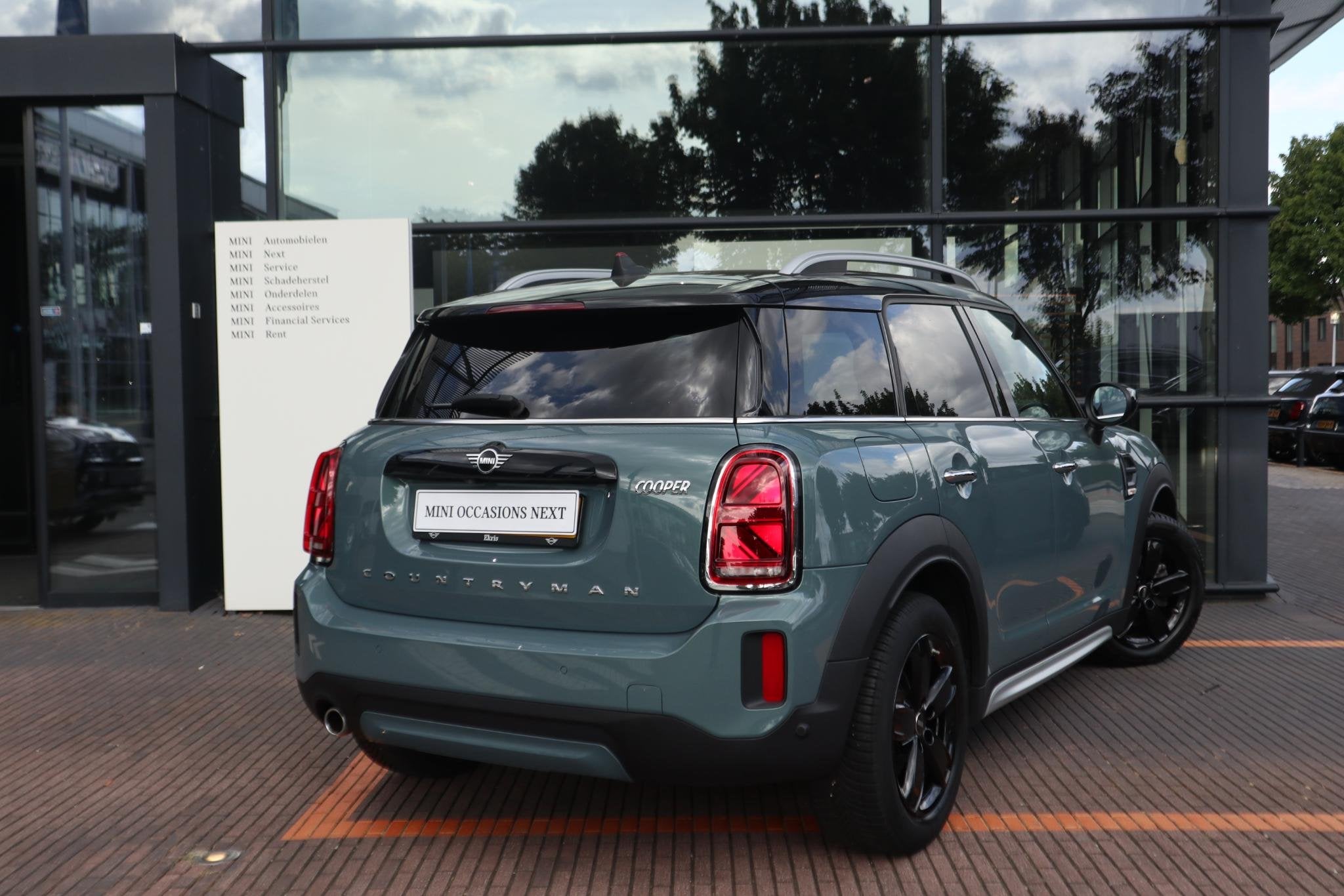 MINI Countryman Cooper | Classic Uitvoering | Driving Assist, 136 pk, Gebruikt, Met garantie (alle), 19 km/l
