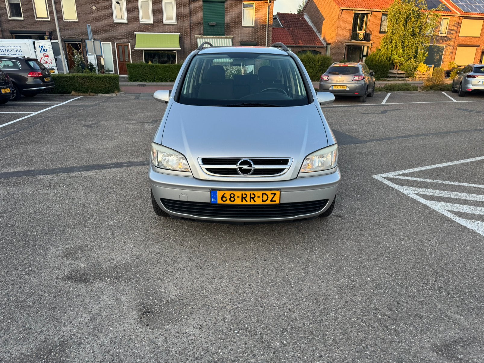 Opel Zafira 1.8 16V 2005 Grijs, Auto's, Opel, Particulier, Zafira, Benzine, D, MPV, Handgeschakeld, Origineel Nederlands, Zilver of Grijs