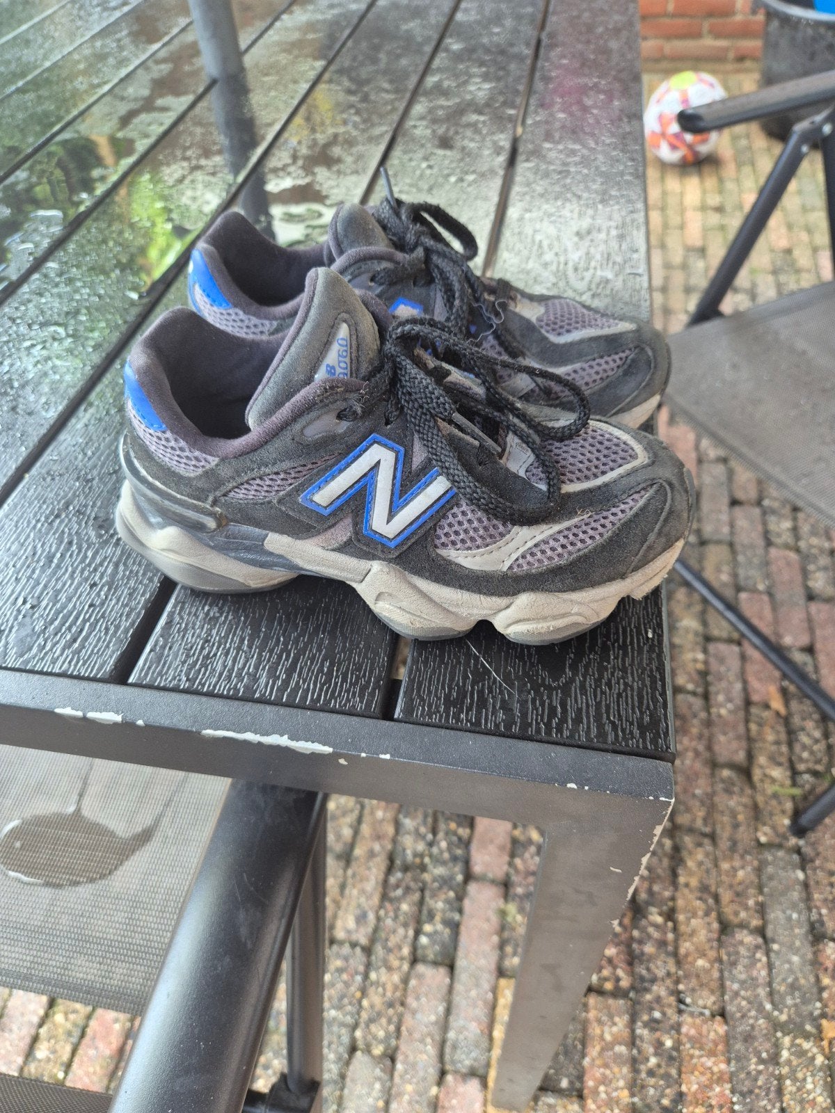 New Balance 9060 sneakers maat 32, Gebruikt, Ophalen of Verzenden, New Balance, Jongen of Meisje