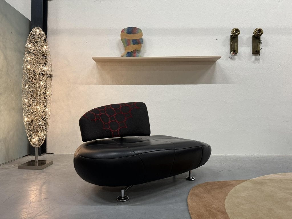 Leolux Kikko Chaise Longue zwart leer stof Desgn Fauteuil, Huis en Inrichting, Banken | Bankstellen, Info@leolux.nl, 150 tot 200 cm