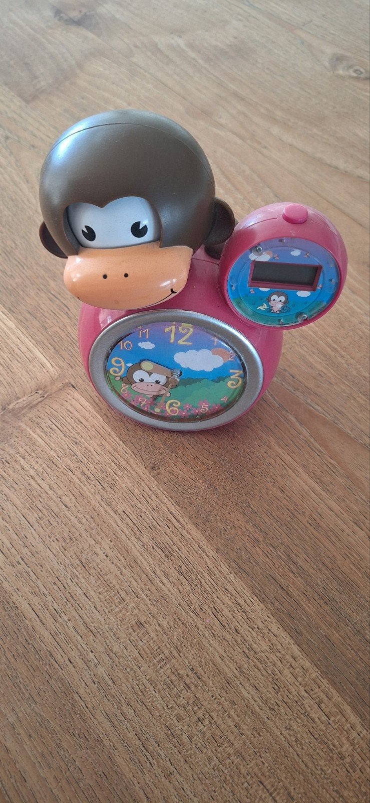 Leuke kinderwekker in de vorm van een aapje, Ophalen of Verzenden, Gebruikt, Analoog en Digitaal, Wekker