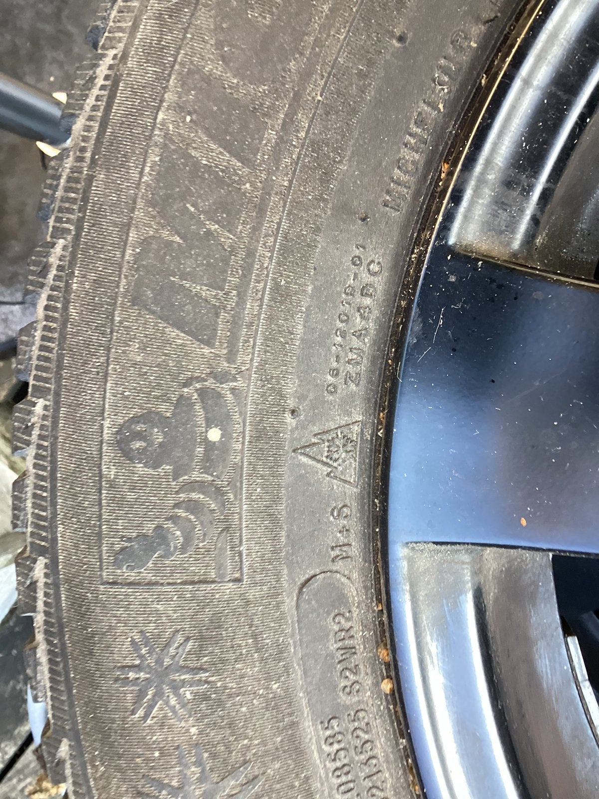 Toyota Prius 3 , vier winterbanden met velg 195/65/15, Ophalen, Toyota