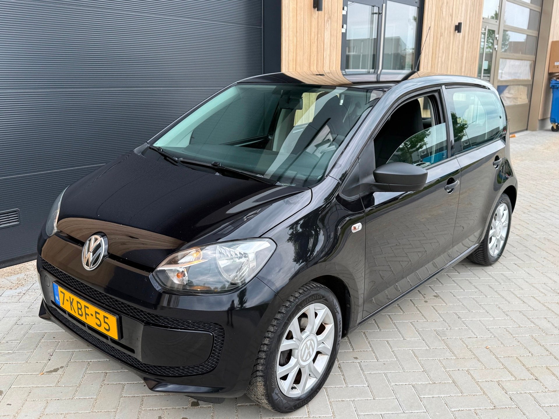 Volkswagen Up! 1.0 take up! BlueMotion (bj 2013) 5-DEURS/LMV, Auto's, Volkswagen, Voorwielaandrijving, Euro 5, Stof, Gebruikt