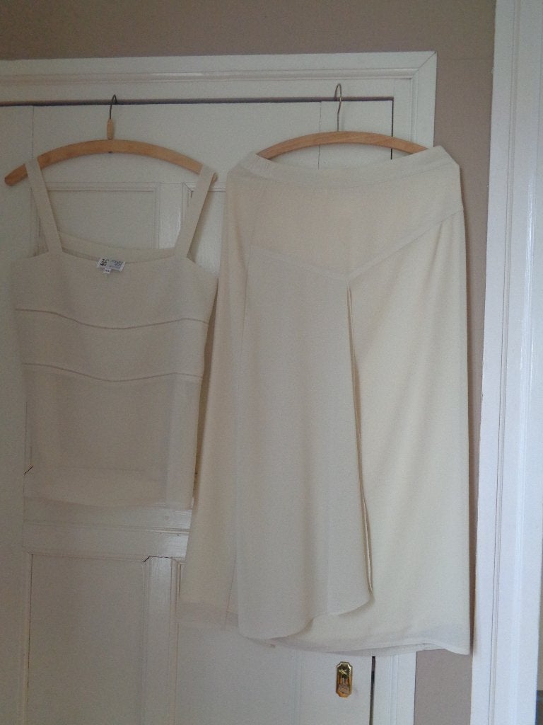 Edgar vos set:rok,singlet,blouse:mt 38/40, 40, Kleding | Dames, Jasjes, Kostuums en Pakken, Maat 38/40 (M), Kostuum of Pak, Beige